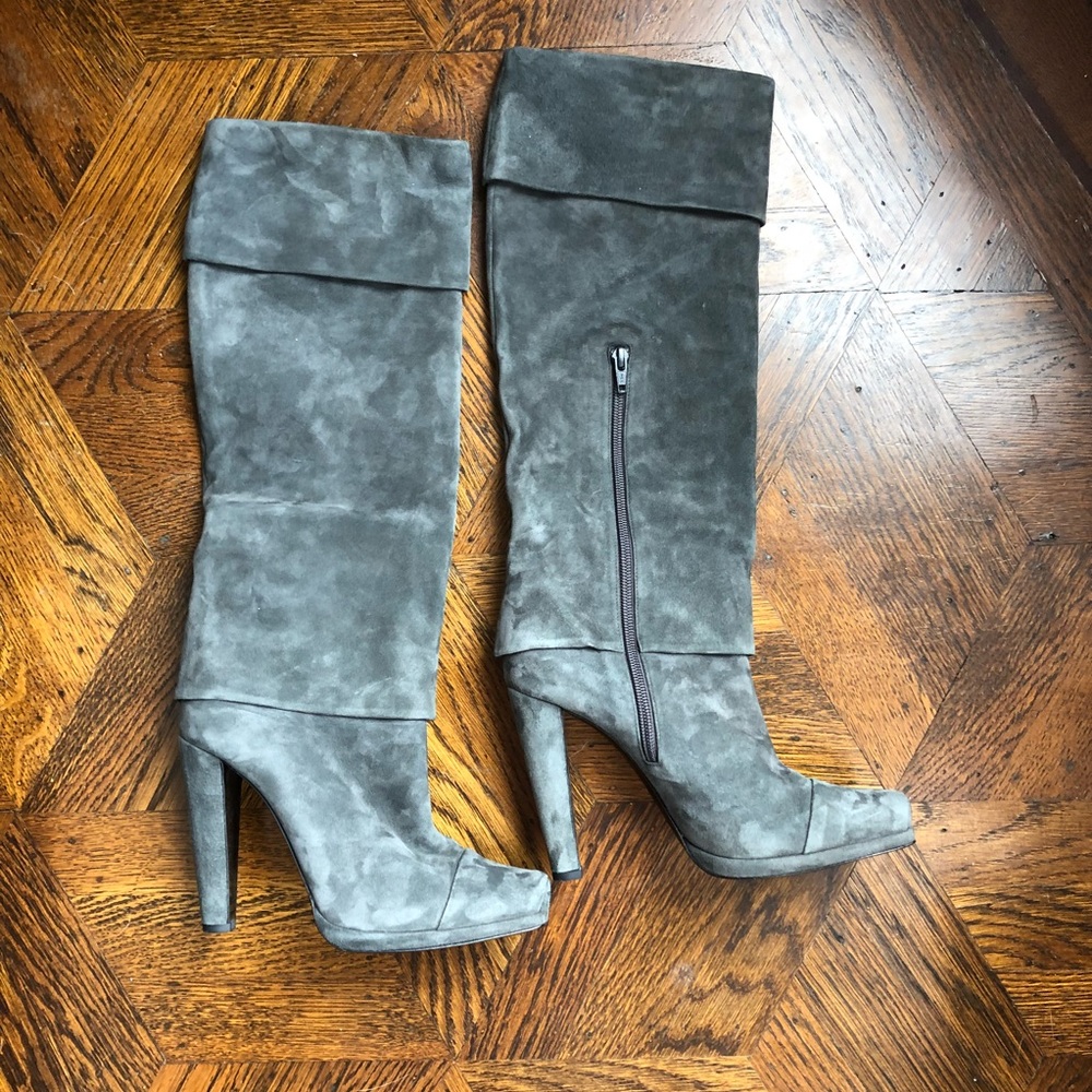 Brand new Pierre Hardy suede boots
